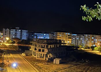 Çoğalarak Yalnızlaştım